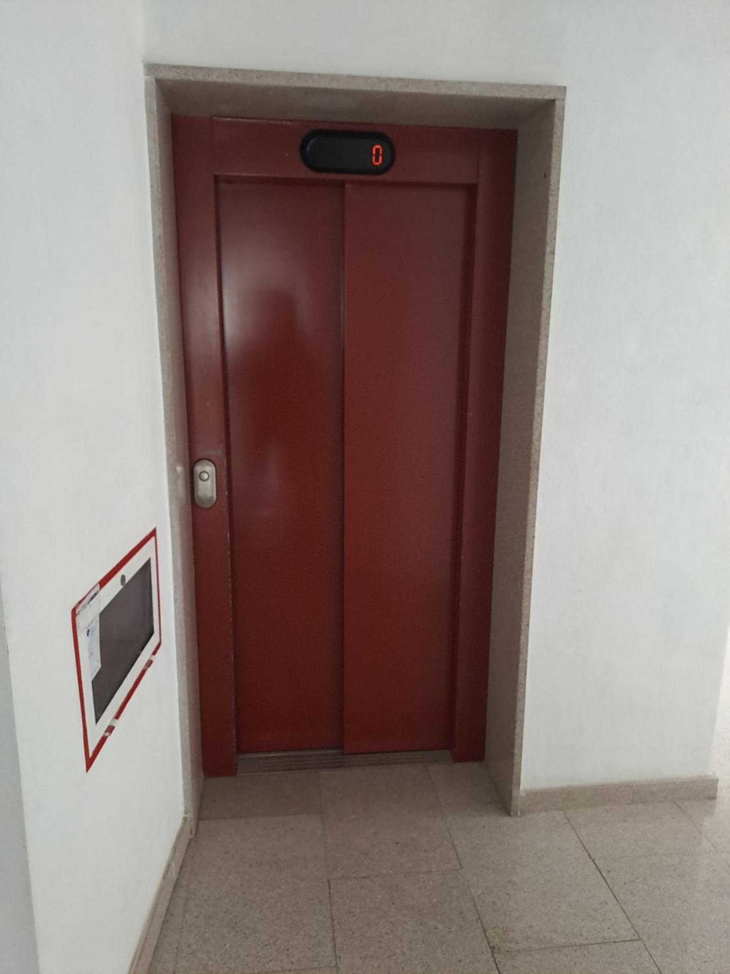 First floor close Macarena church Siviglia Esterno foto